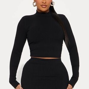 Fashion Nova “Mollie” Snatched Top